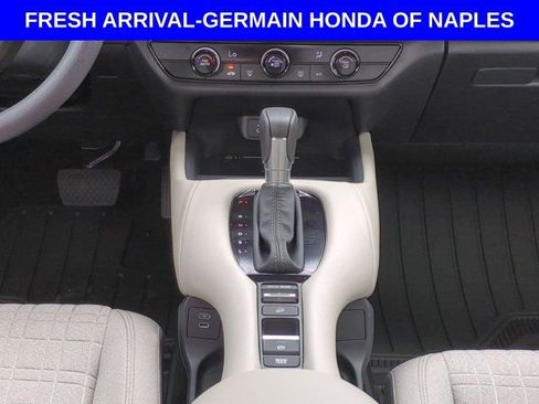 New 2026 Honda HR-V LX image 17
