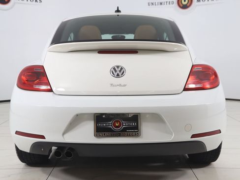 Used 2016 Volkswagen Beetle 1.8T Classic FWD image 39