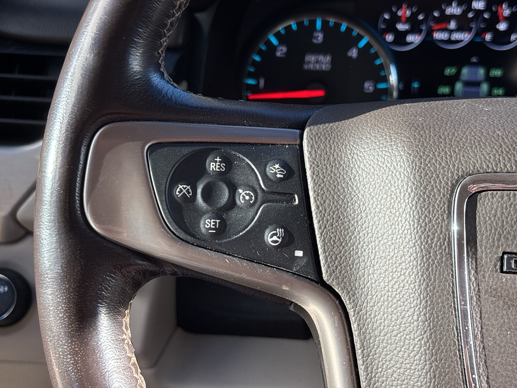 Used 2019 GMC Yukon XL Denali w/ Denali Ultimate Package AWD/4WD image 19