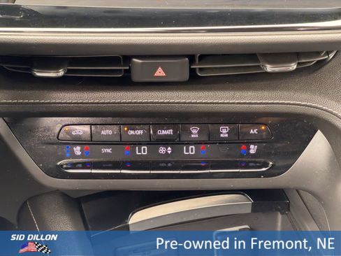 Certified 2021 Buick Envision Avenir w/ Technology Package II AWD/4WD image 12
