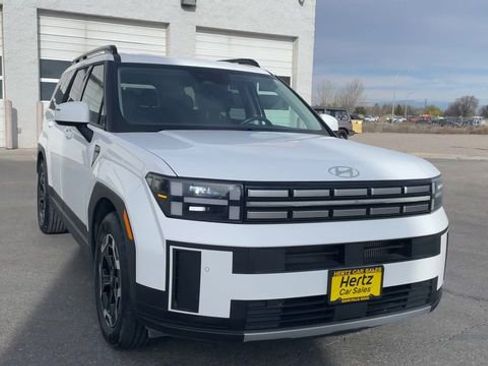 Used 2024 Hyundai Santa Fe SEL image 4