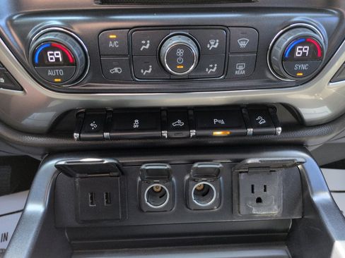 Used 2018 Chevrolet Silverado 1500 LTZ Z71 w/ LTZ Plus Package AWD/4WD image 24