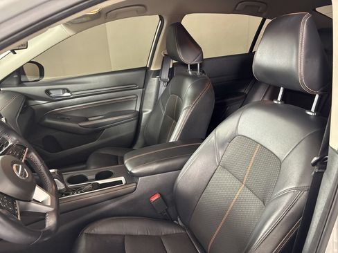 Used 2021 Nissan Altima 2.5 SR FWD image 25