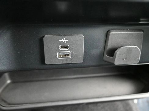 Used 2025 Ford F150 XLT w/ Equipment Group 301A Standard image 32