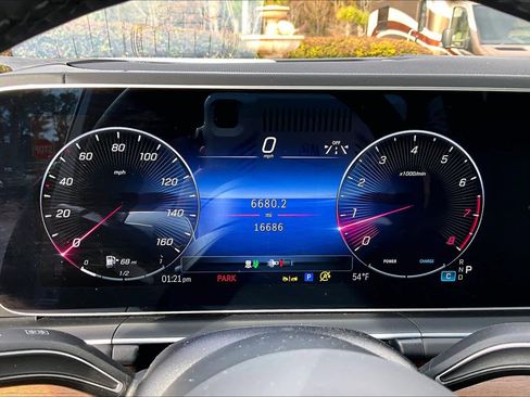 Used 2024 Mercedes-Benz Maybach GLS 600 4MATIC image 25