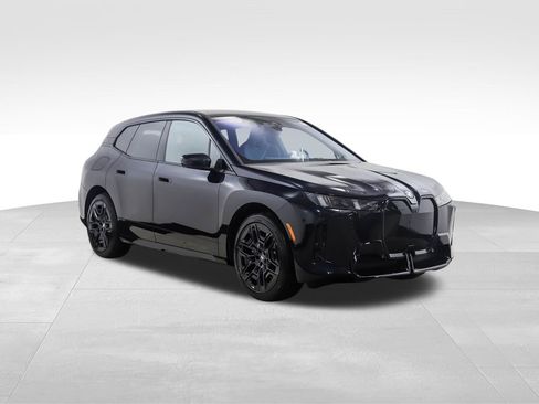 New 2026 BMW iX xDrive60 w/ M Sport Package image 7