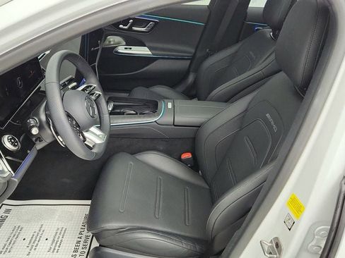 Used 2025 Mercedes-Benz E 53 AMG e 4MATIC Sedan w/ Driver Assistance Package image 19