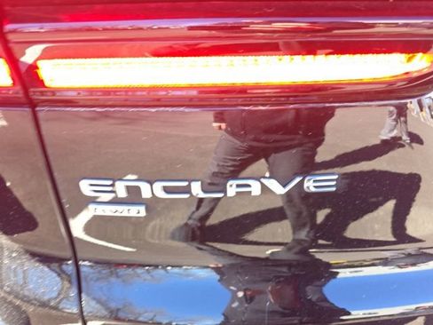 Used 2025 Buick Enclave Sport Touring w/ Power Package image 23