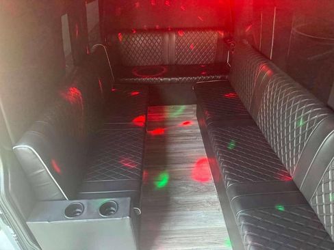 Used 2020 Mercedes-Benz Sprinter 3500 image 38