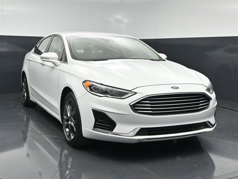 Used 2020 Ford Fusion SEL FWD image 1