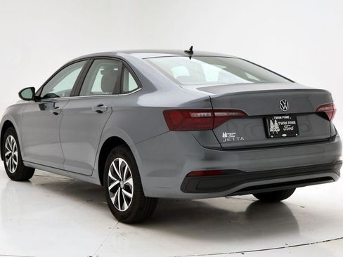 Used 2024 Volkswagen Jetta S image 7