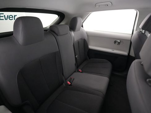 Used 2024 Hyundai Ioniq 5 SEL image 5