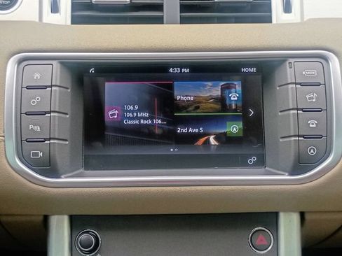 Used 2017 Land Rover Range Rover Evoque SE AWD/4WD image 41
