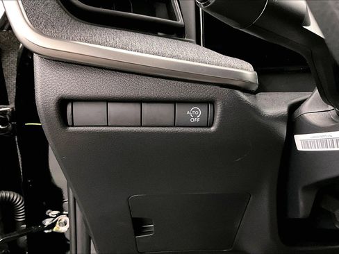 New 2026 Nissan Kicks SV w/ Charging Package FWD image 28