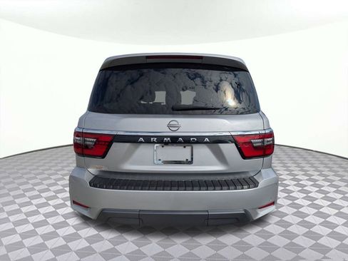 Used 2024 Nissan Armada SV image 4
