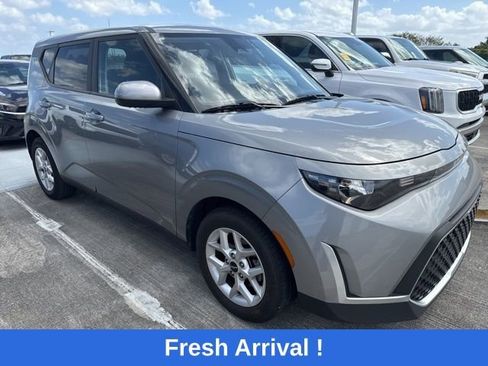 Used 2024 Kia Soul LX w/ Option Group 015 image 12