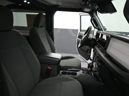 Used 2024 Jeep Wrangler Sport AWD/4WD image 22