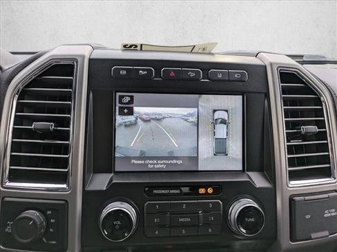 Used 2017 Ford F250 Platinum w/ Platinum Ultimate Package image 12