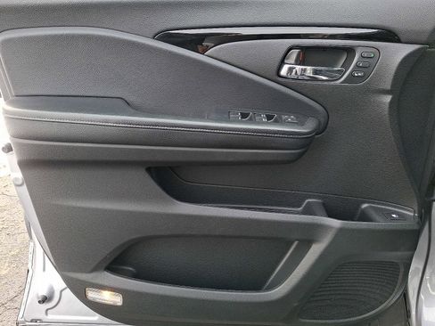 Used 2020 Honda Ridgeline RTL-E image 12