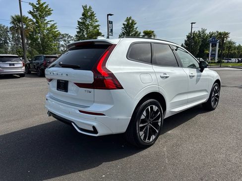 New 2026 Volvo XC60 T8 Plus w/ Climate Package AWD/4WD image 7