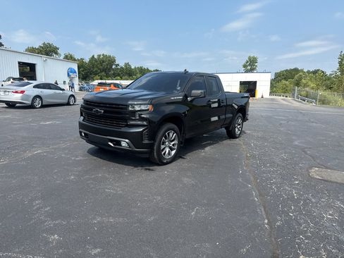 Used 2019 Chevrolet Silverado 1500 RST w/ All-Star Edition AWD/4WD image 2