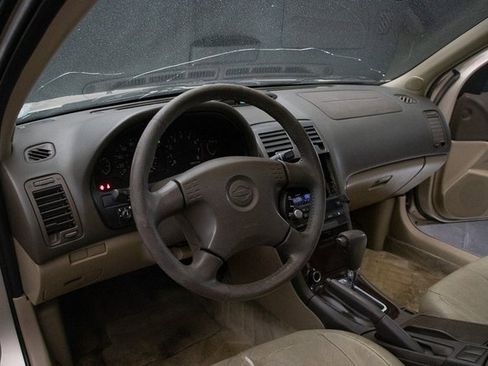 Used 2000 Nissan Maxima GLE image 24