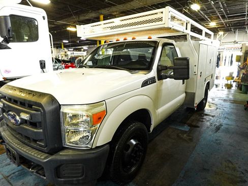 Used 2016 Ford F350 XL RWD image 3