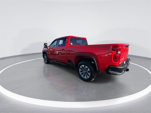 Used 2024 Chevrolet Silverado 2500 Custom w/ Custom Value Package image 6