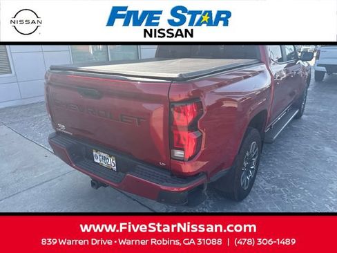 Used 2024 Chevrolet Colorado LT w/ LT Convenience Package III RWD image 8
