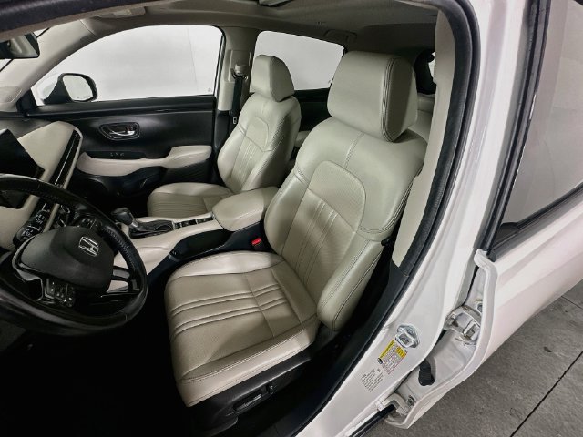 Certified 2025 Honda HR-V EX-L image 28