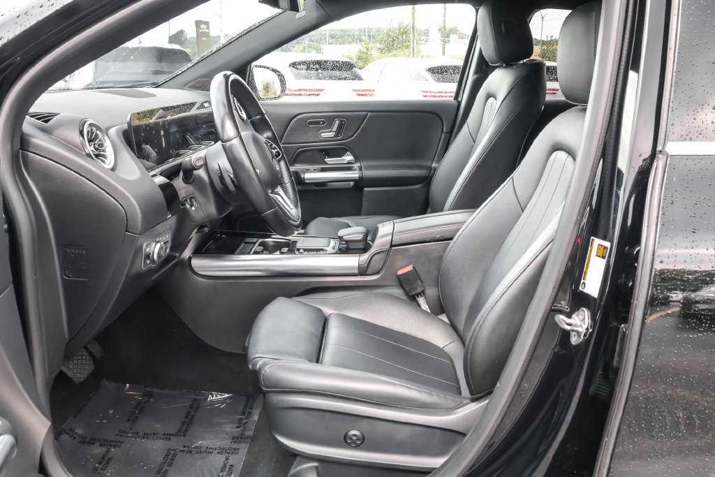 Used 2023 Mercedes-Benz GLA 250 4MATIC image 5