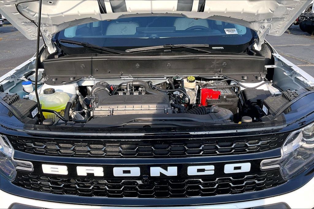 New 2026 Ford Bronco Sport Outer Banks AWD/4WD image 12