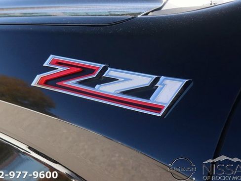 Used 2019 Chevrolet Silverado 1500 LT w/ All-Star Edition image 9