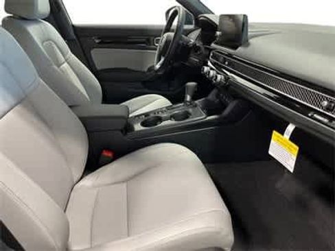 Certified 2025 Honda Civic Sport Touring image 27