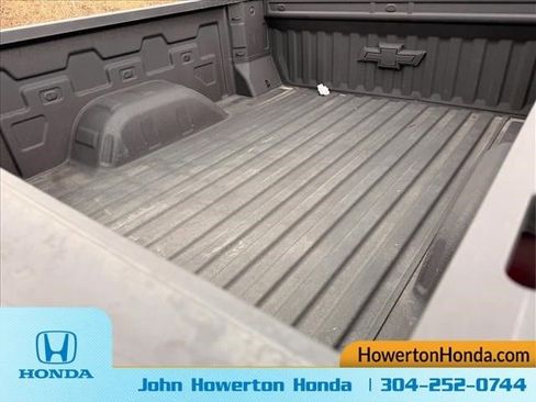 Used 2023 Chevrolet Silverado 1500 RST w/ Z71 Off-Road Package AWD/4WD image 24