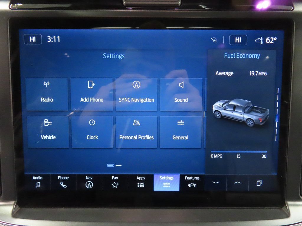 Used 2025 Ford F150 Lariat AWD/4WD image 26