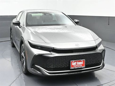 New 2026 Toyota Crown AWD/4WD image 3