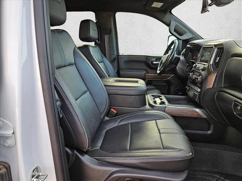 Used 2021 Chevrolet Silverado 3500 High Country w/ Technology Package AWD/4WD image 17