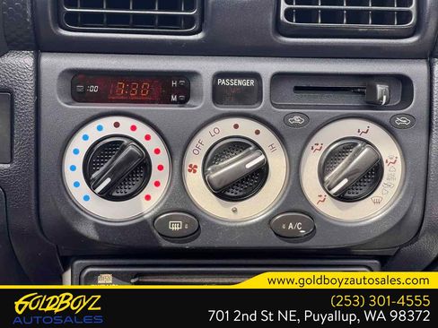 Used 2000 Toyota MR2 RWD image 16