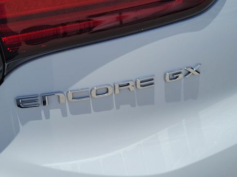 Used 2024 Buick Encore GX Sport Touring w/ Advanced Technology Package FWD image 30