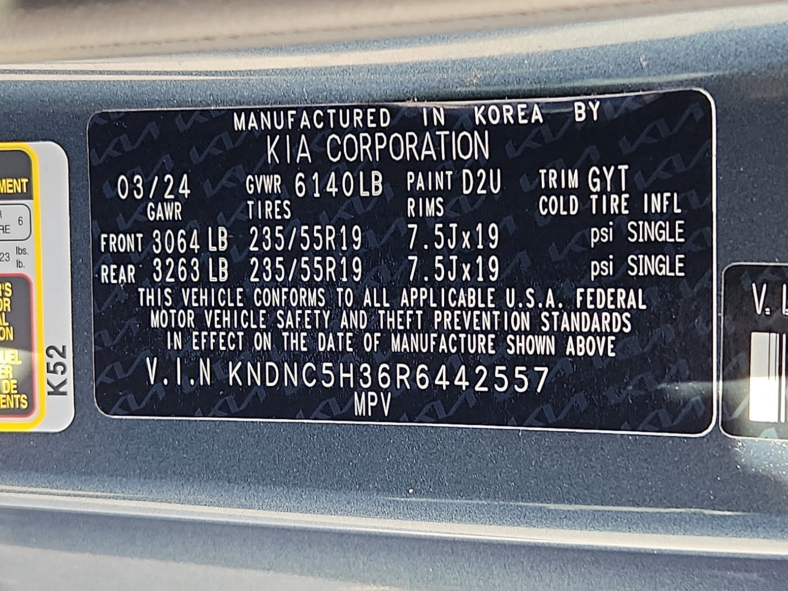 Certified 2024 Kia Carnival EX FWD image 29