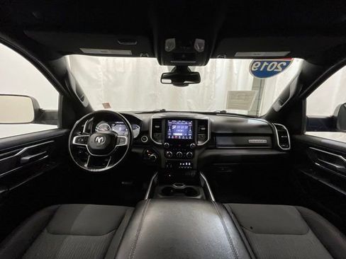 Used 2019 RAM 1500 Big Horn AWD/4WD image 16