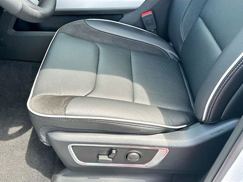 New 2025 RAM 1500 Laramie w/ Night Edition image 20