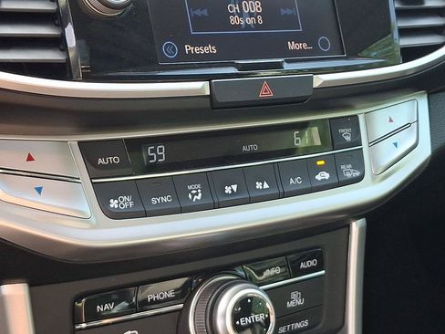 Used 2015 Honda Accord Touring image 16