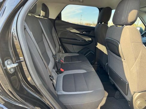 Used 2022 Chevrolet TrailBlazer LT w/ Convenience Package image 10