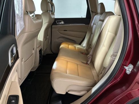 Certified 2018 Jeep Grand Cherokee Limited AWD/4WD image 16