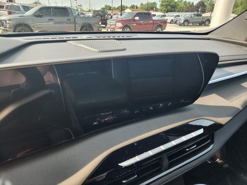 New 2026 Buick Enclave Sport Touring w/ Power Package AWD/4WD image 15