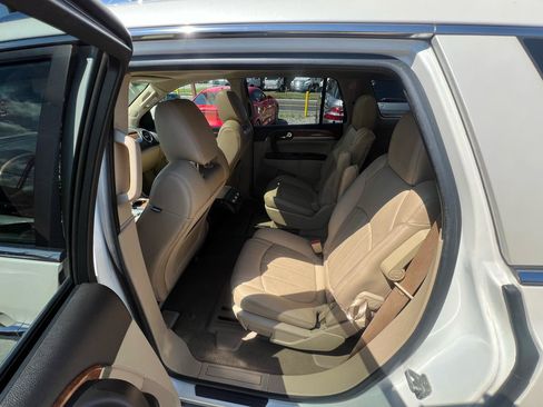 Used 2011 Buick Enclave CXL AWD/4WD image 17