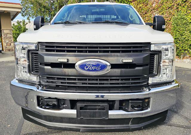 Used 2018 Ford F250 XL w/ Power Equipment Group AWD/4WD image 2