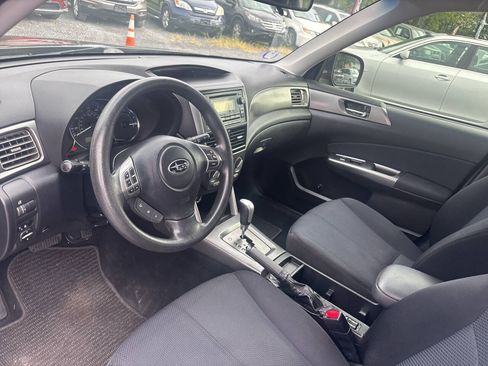 Used 2012 Subaru Forester 2.5X Premium w/ All-Weather Pkg AWD/4WD image 14